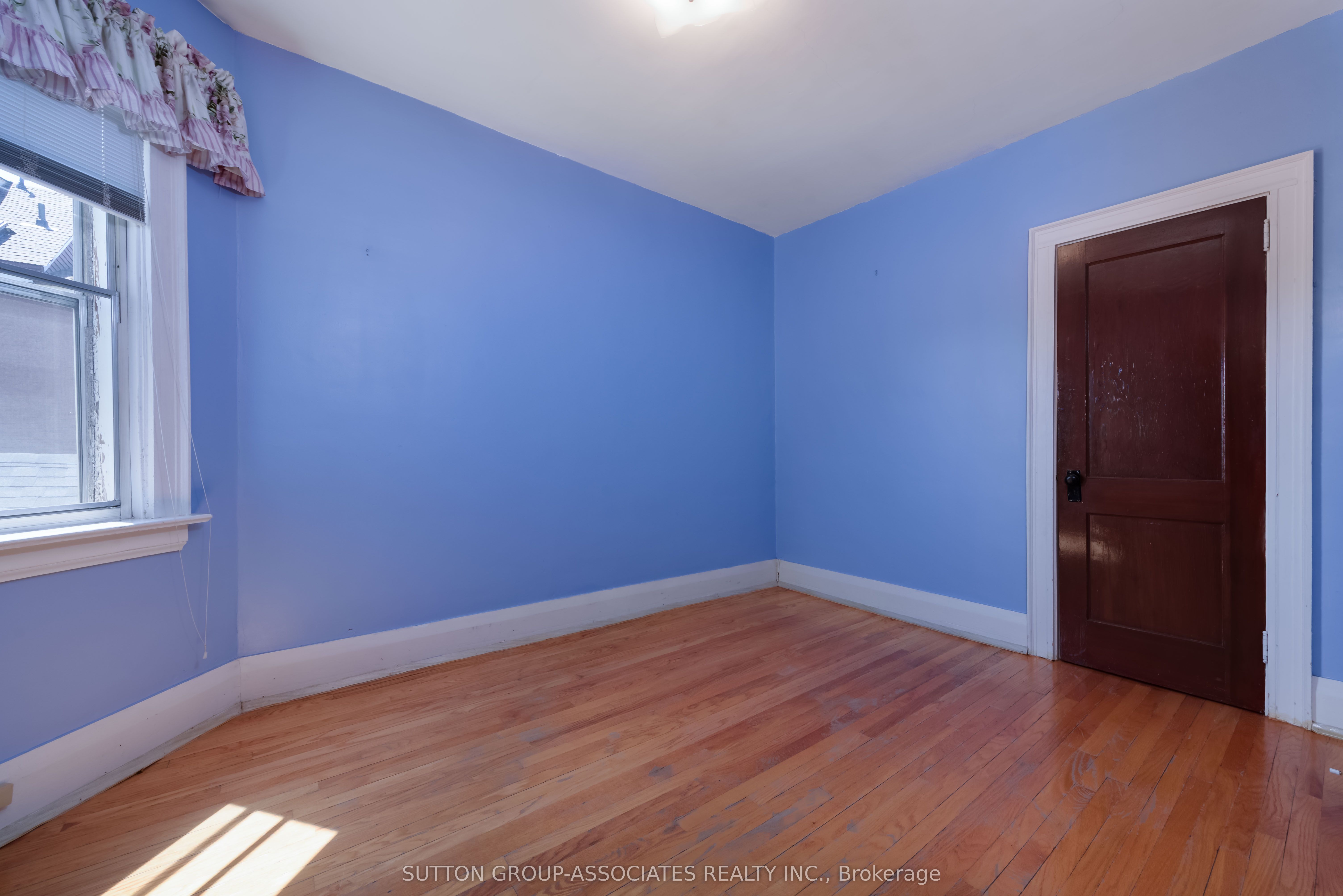 155 Earlsdale Avenue Property Photo 18