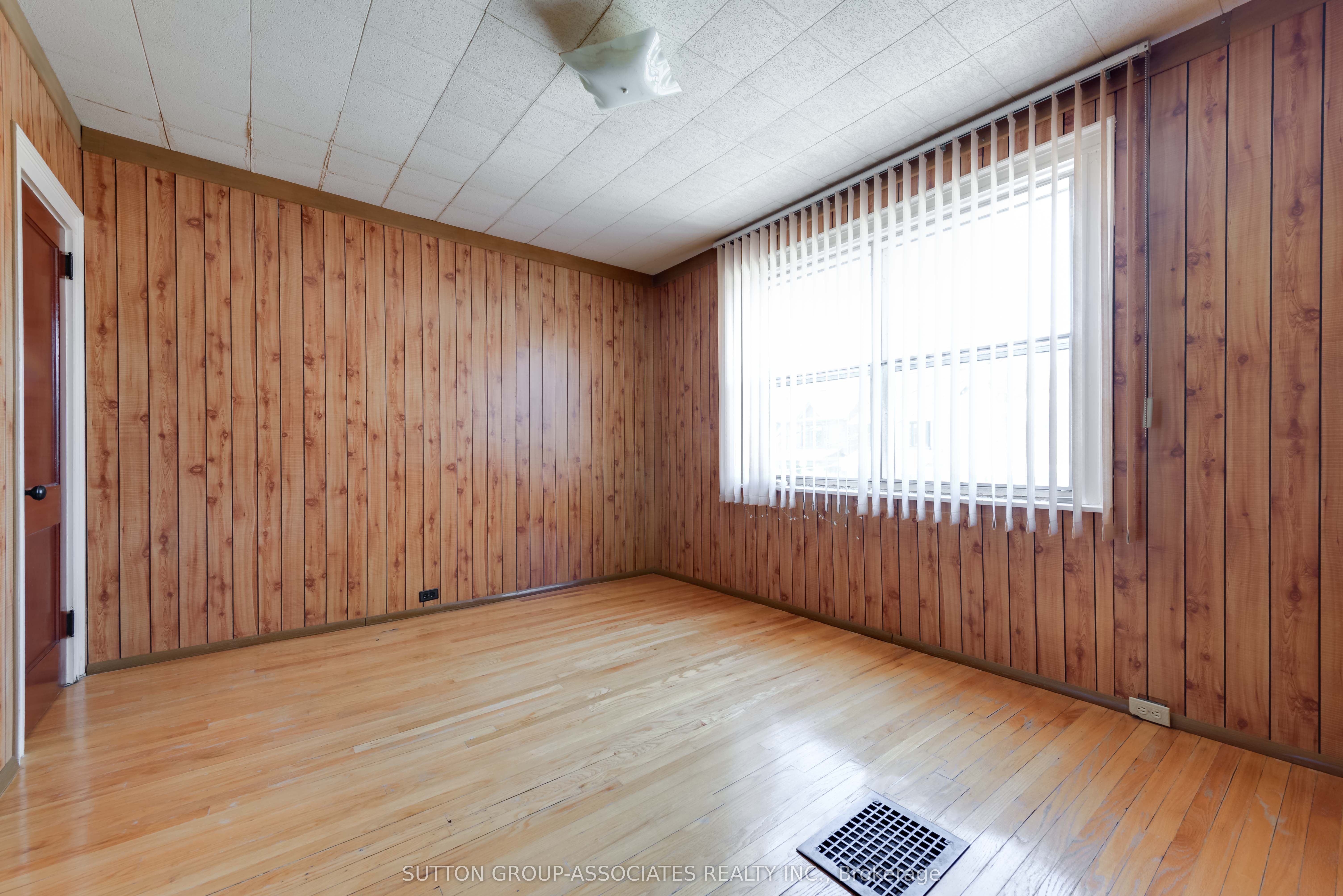 155 Earlsdale Avenue Property Photo 21