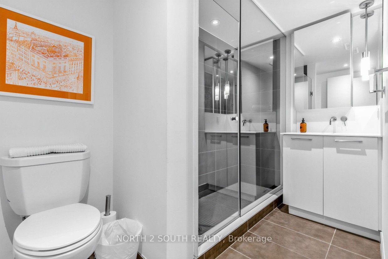 95 Bathurst Street 225 Property Photo 4
