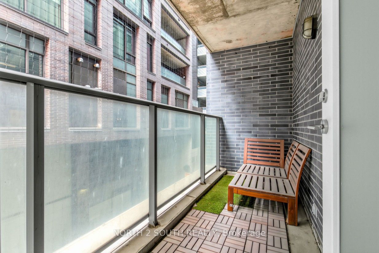 95 Bathurst Street 225 Property Photo 19