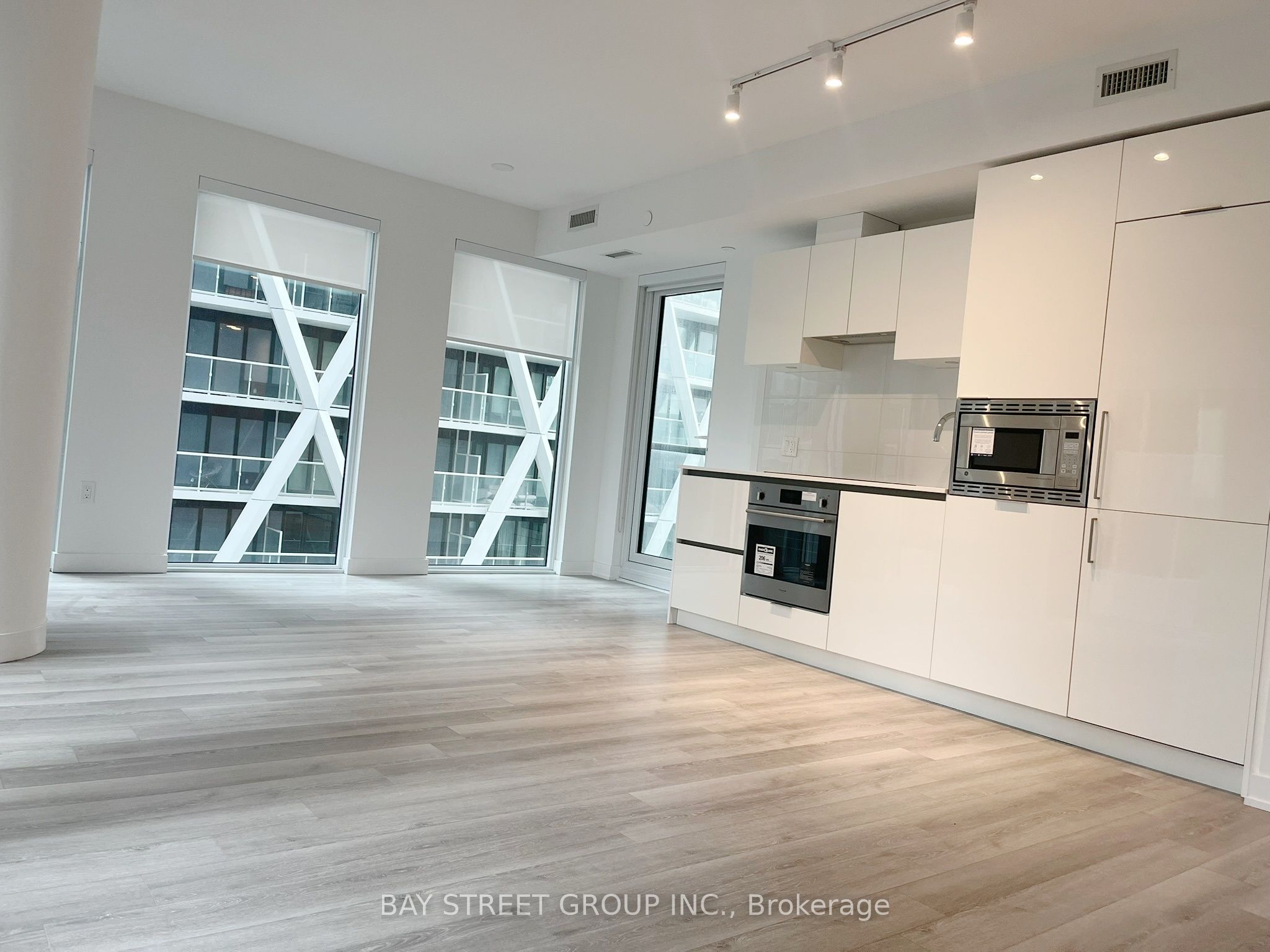 238 Simcoe Street 1904 Property Photo 6