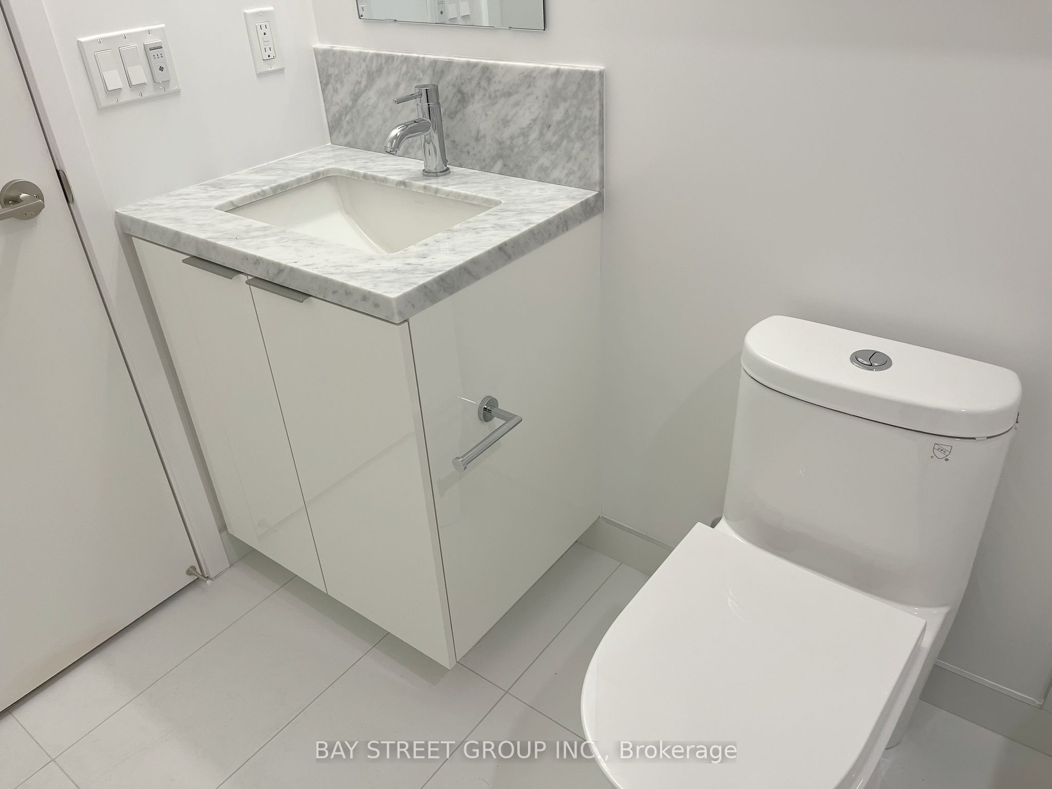 238 Simcoe Street 1904 Property Photo 18