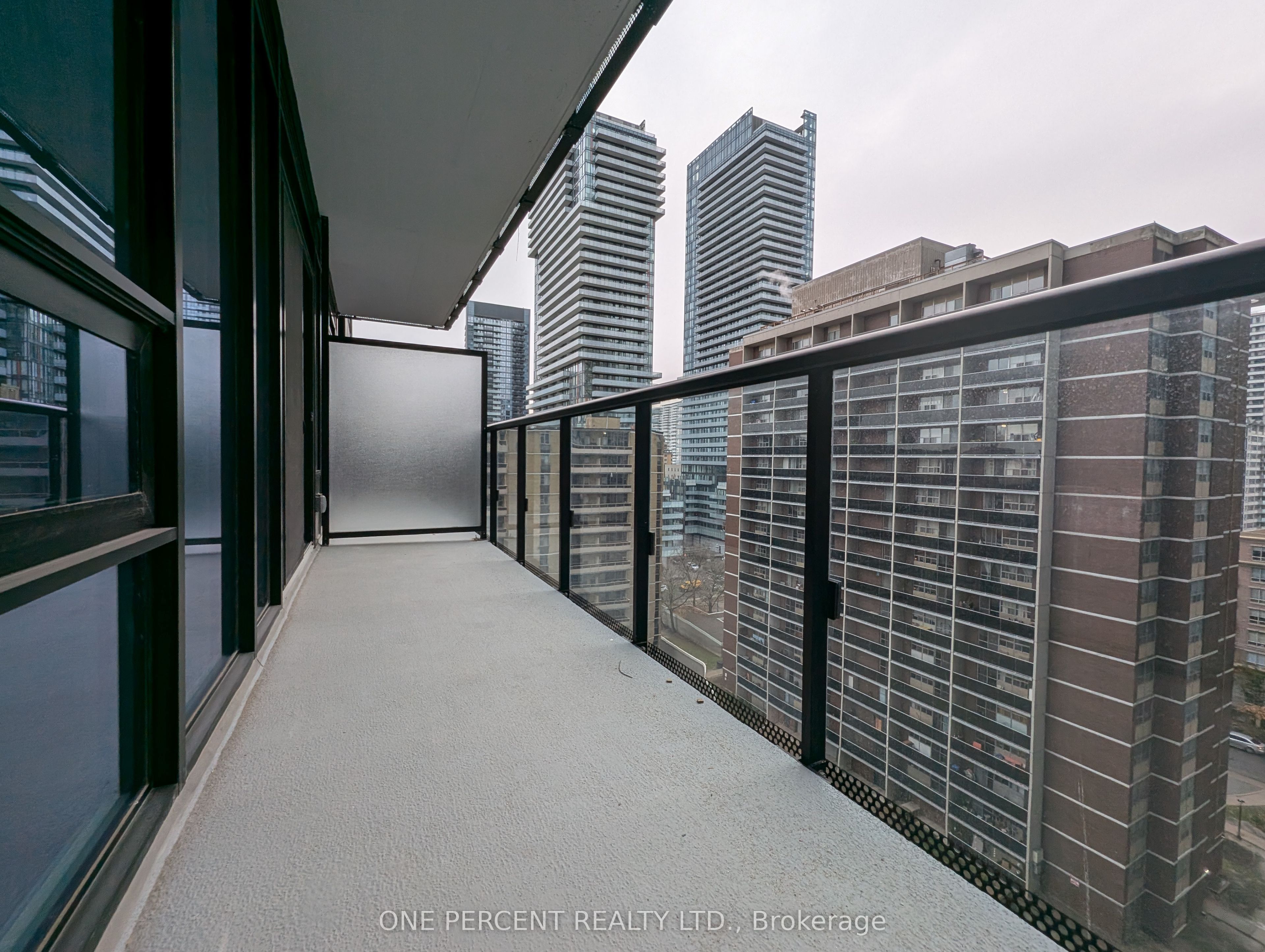 127 Broadway Avenue 1104 Property Photo 14