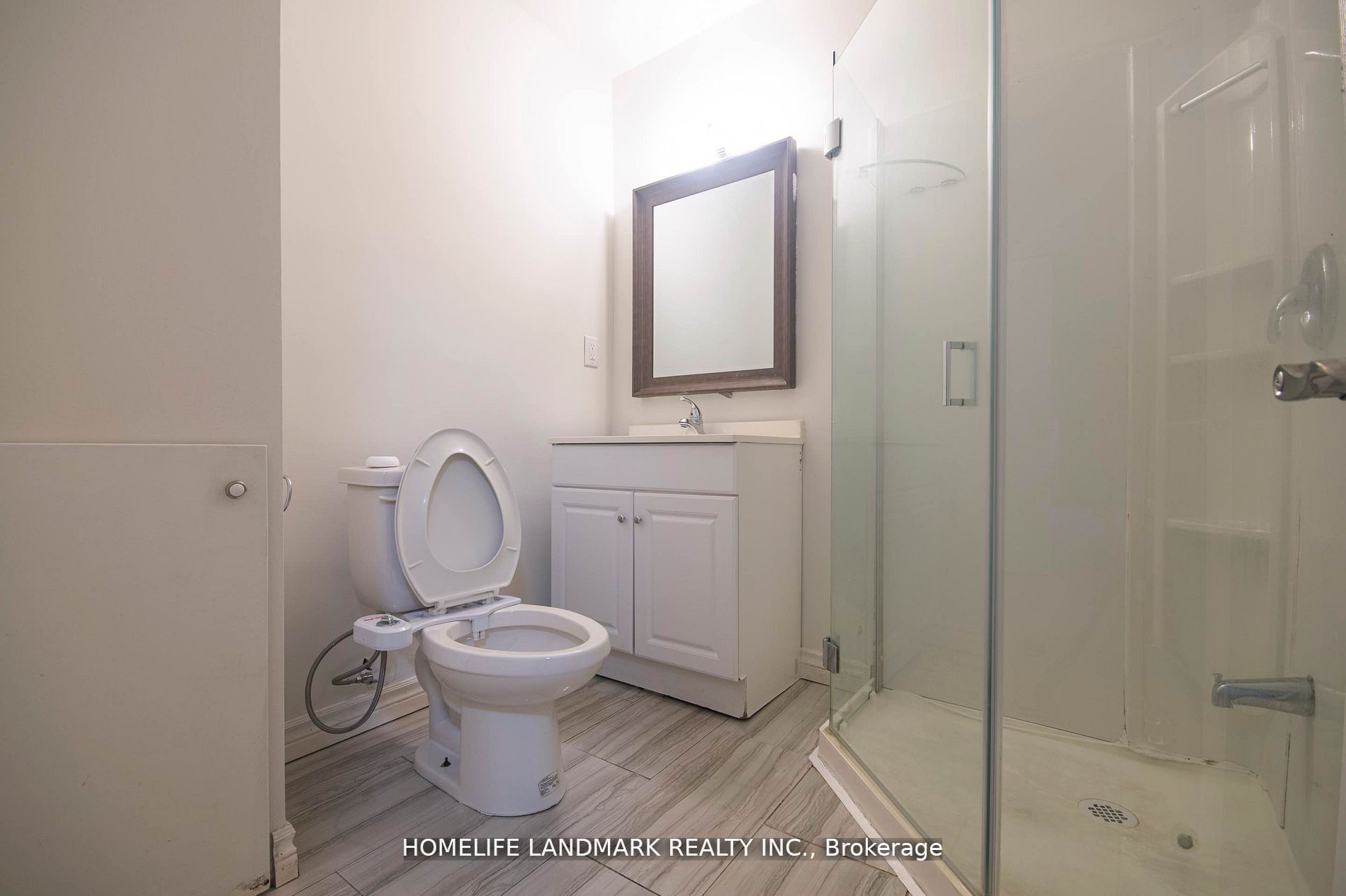 435 Connaught Avenue Bsmt Property Photo 3