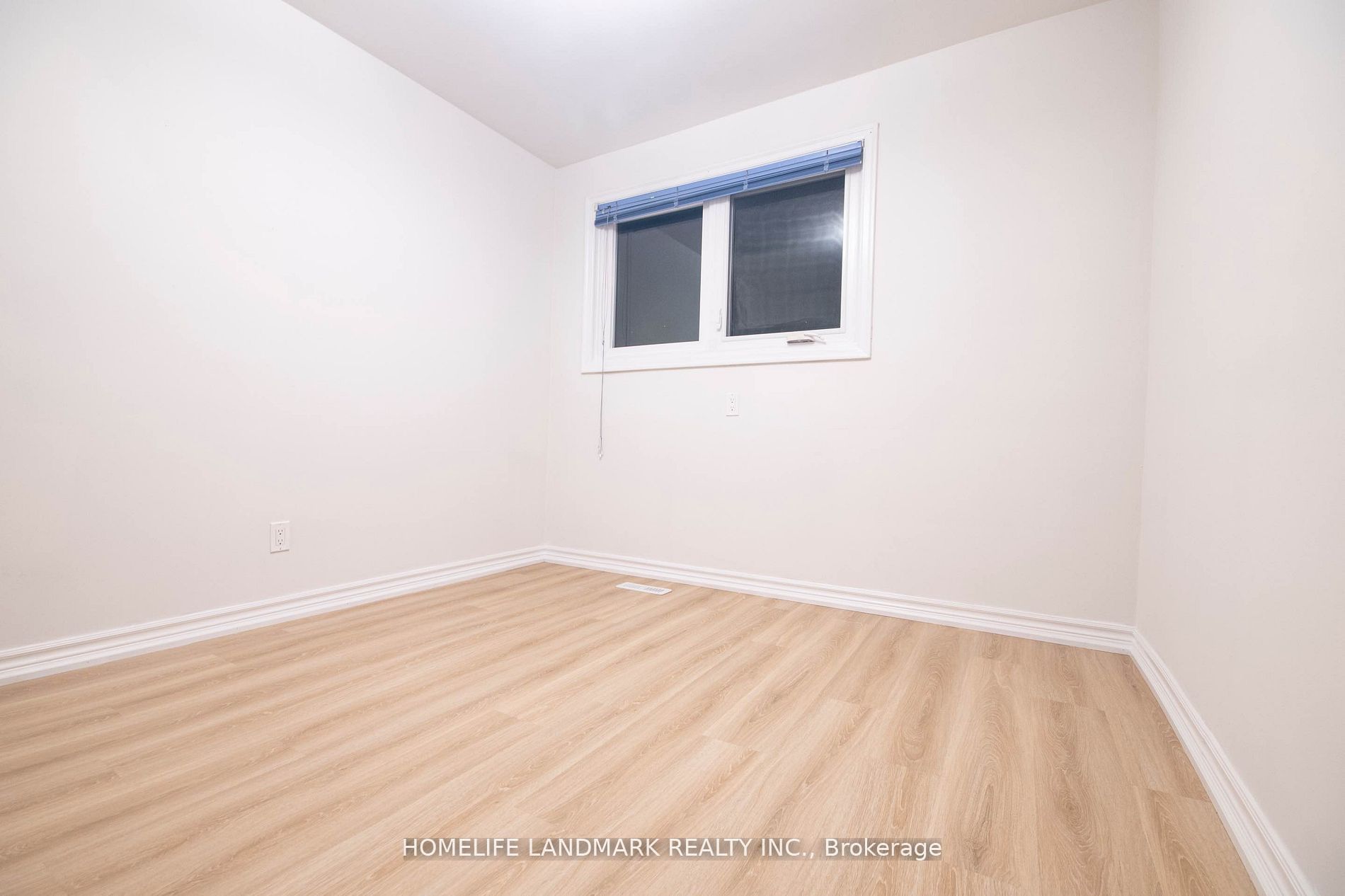 435 Connaught Avenue Bsmt Property Photo 5