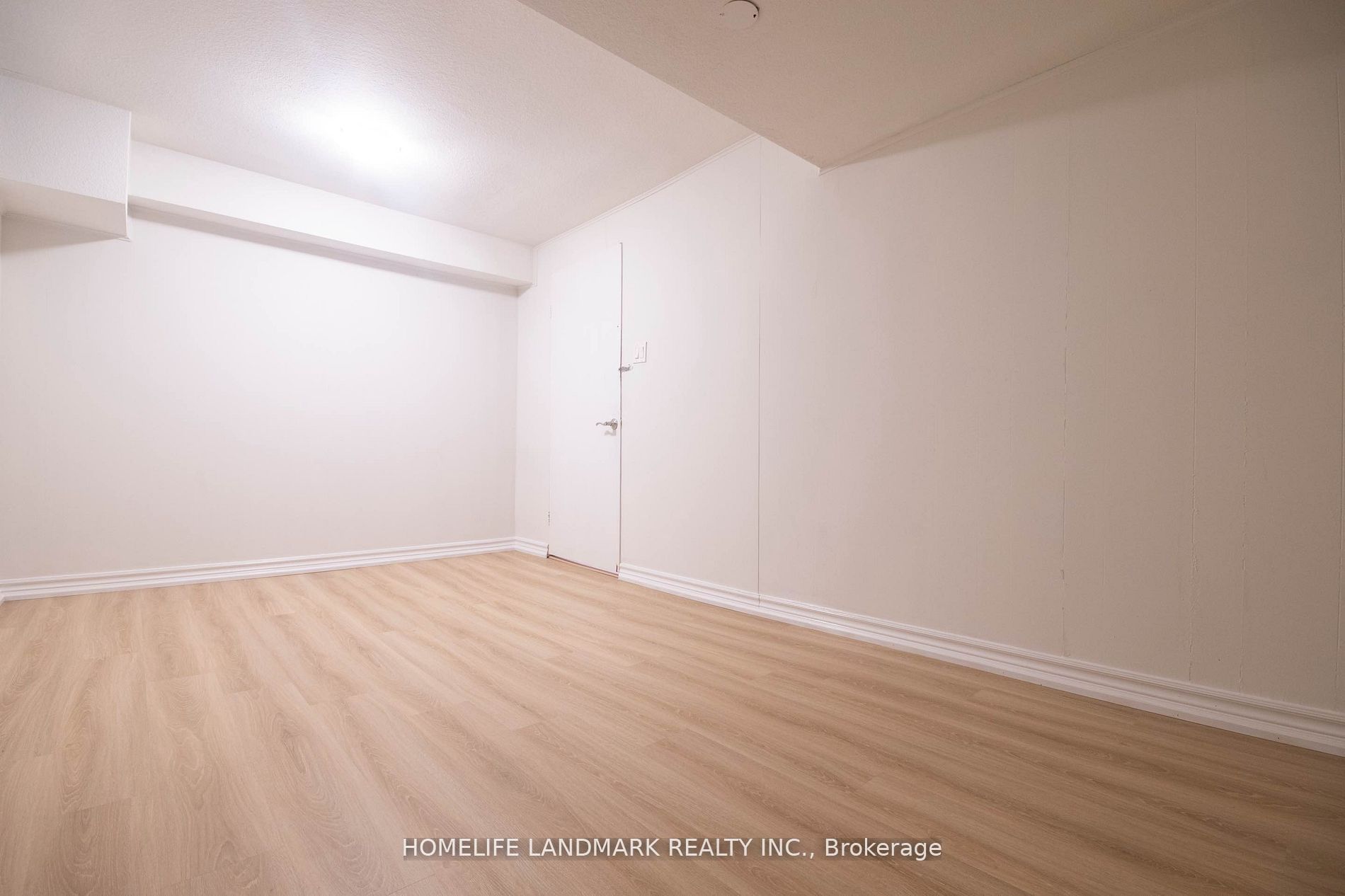 435 Connaught Avenue Bsmt Property Photo 7