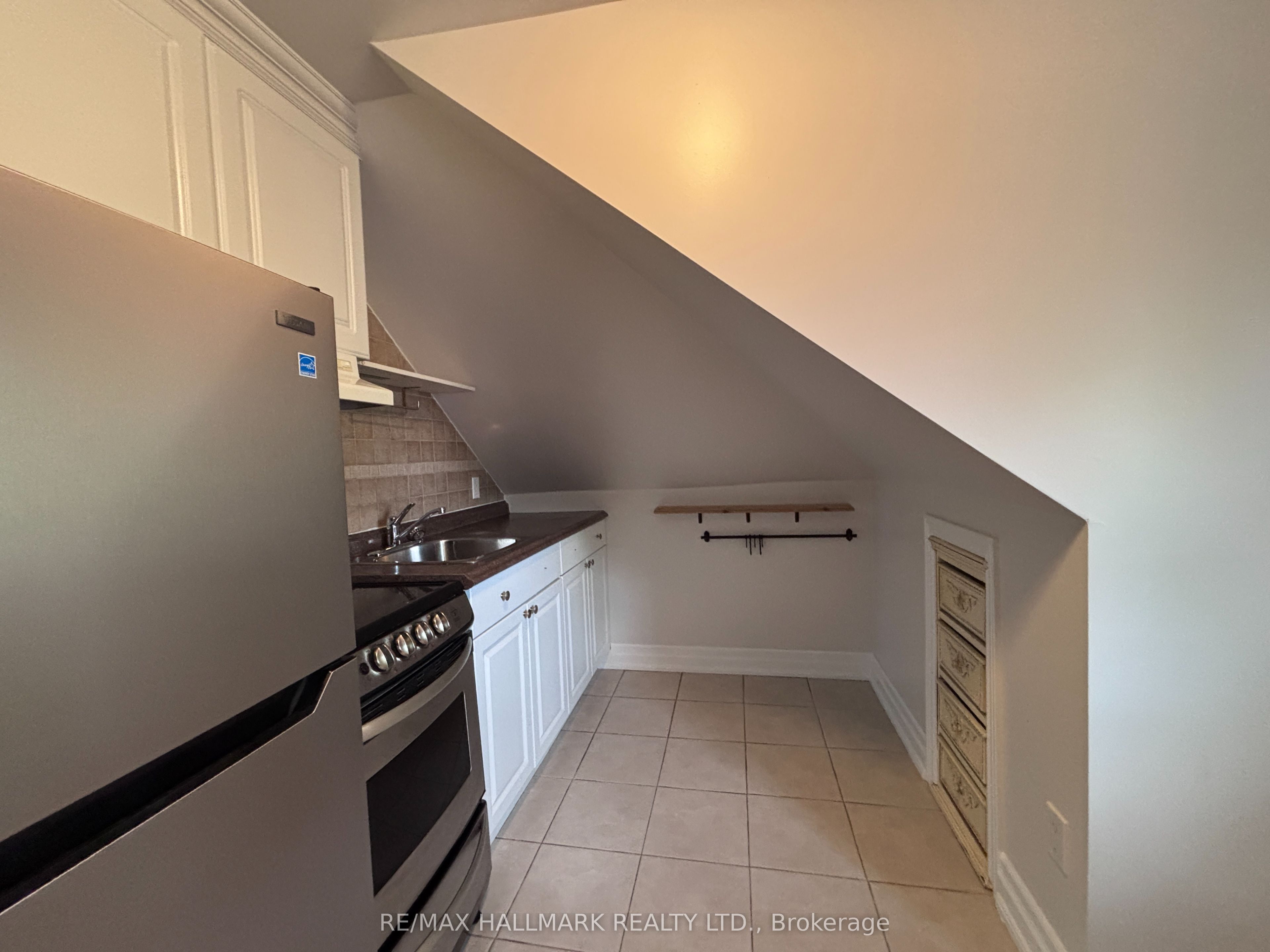 27 Delaware Avenue Loft Property Photo 8