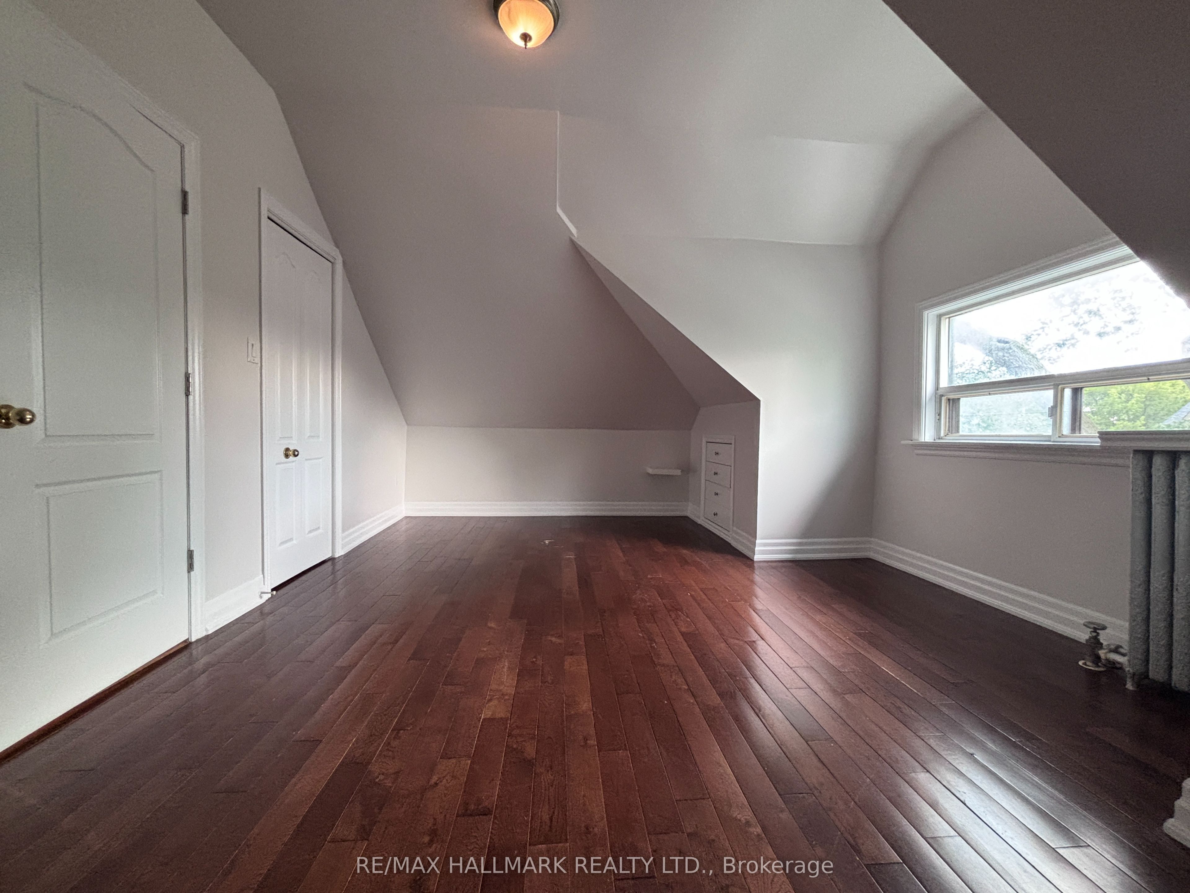 27 Delaware Avenue Loft Property Photo 15