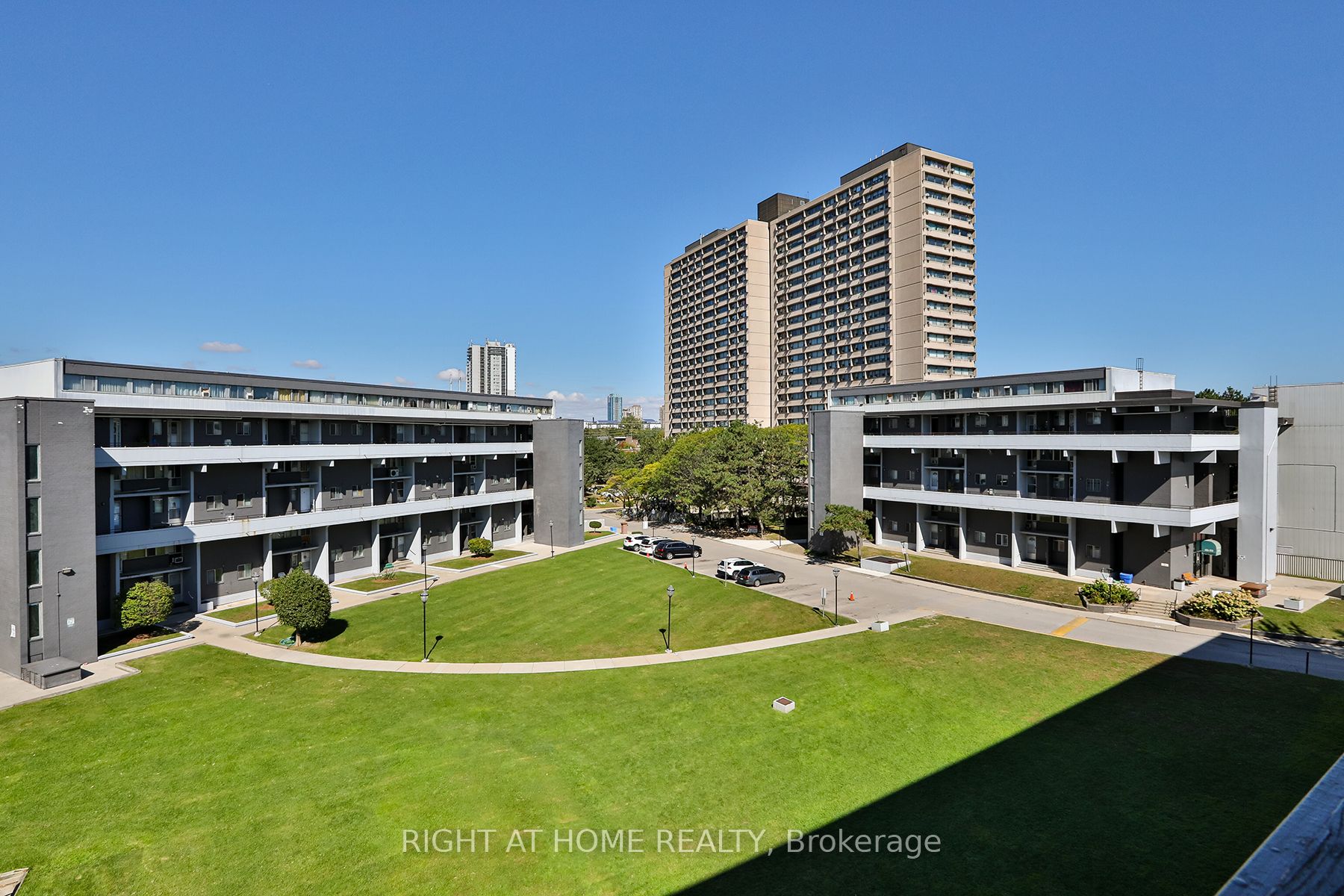 35 Sunny Glenway 302 Property Photo 25