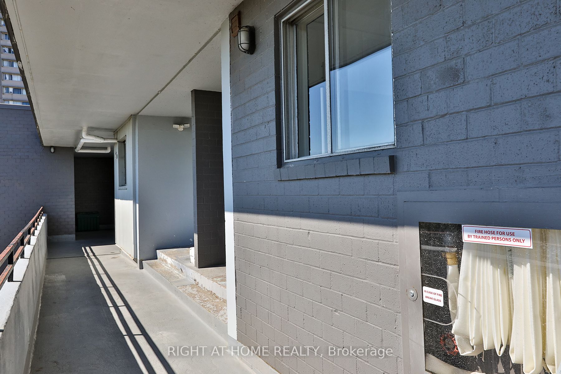 35 Sunny Glenway 302 Property Photo 29