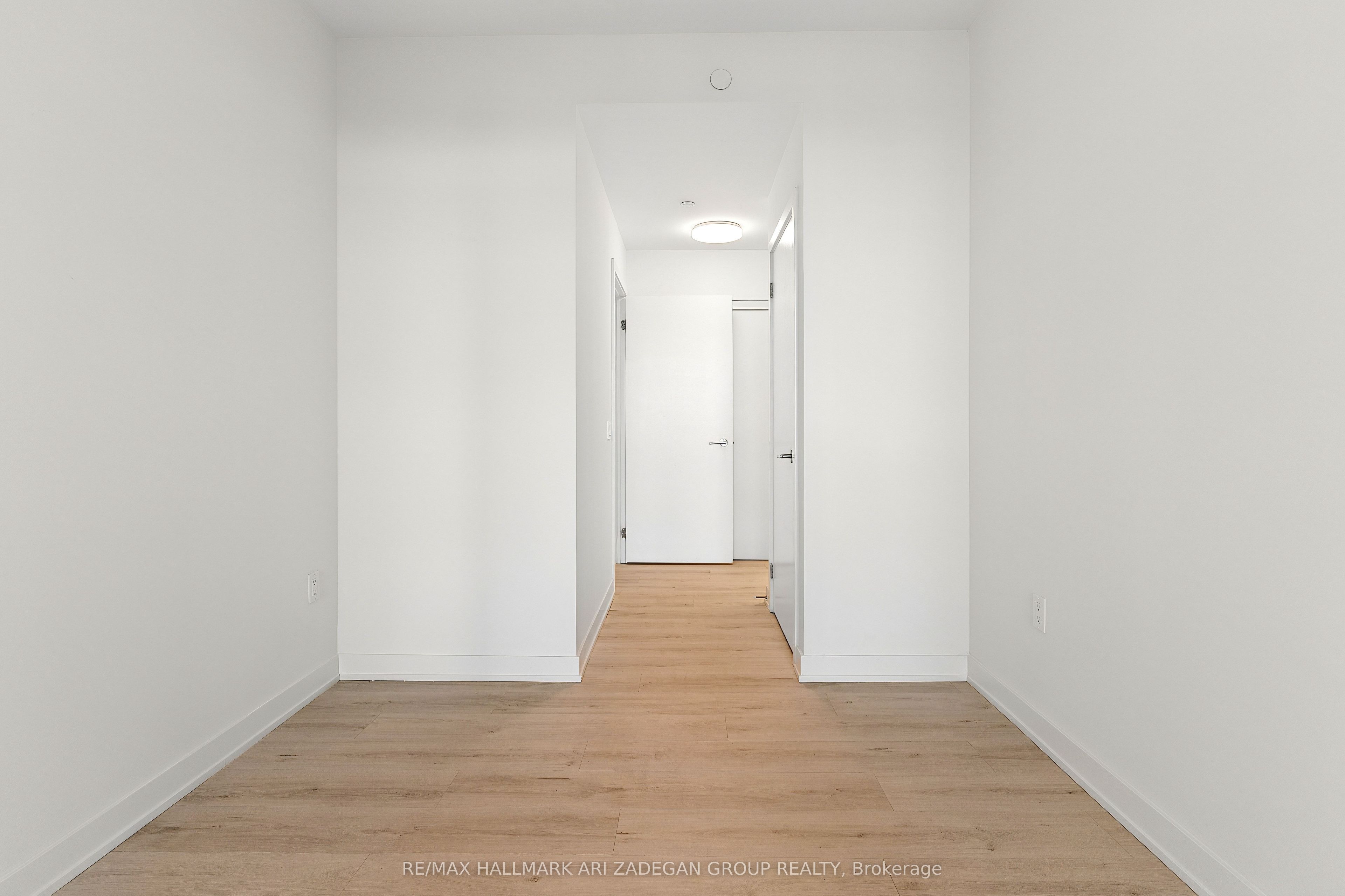 110 Broadway Avenue 2102 Property Photo 16