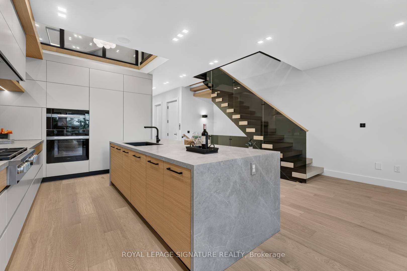 156 Snowdon Avenue Property Photo 7