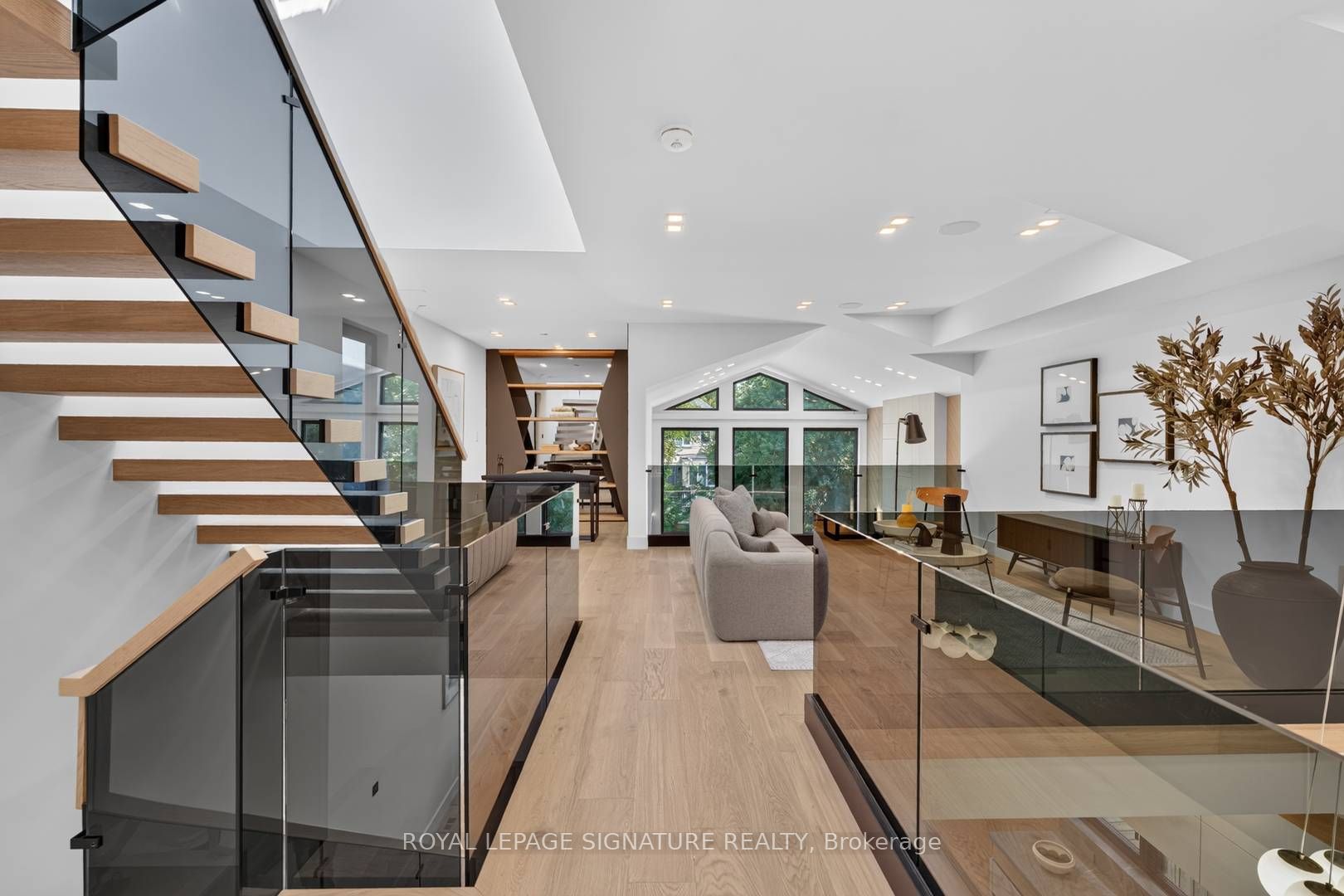 156 Snowdon Avenue Property Photo 16