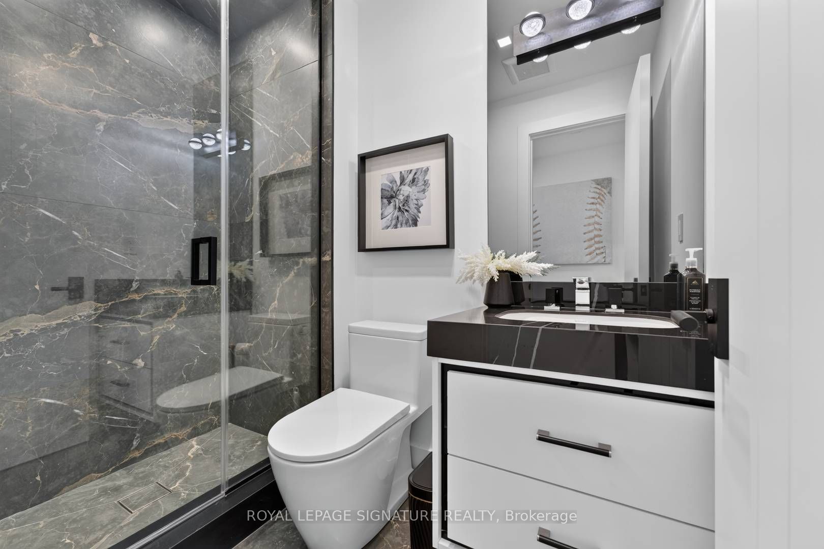 156 Snowdon Avenue Property Photo 25
