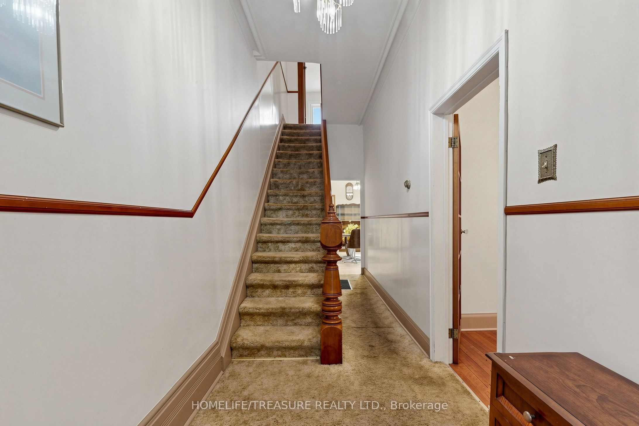 123 Robert Street Property Photo 6