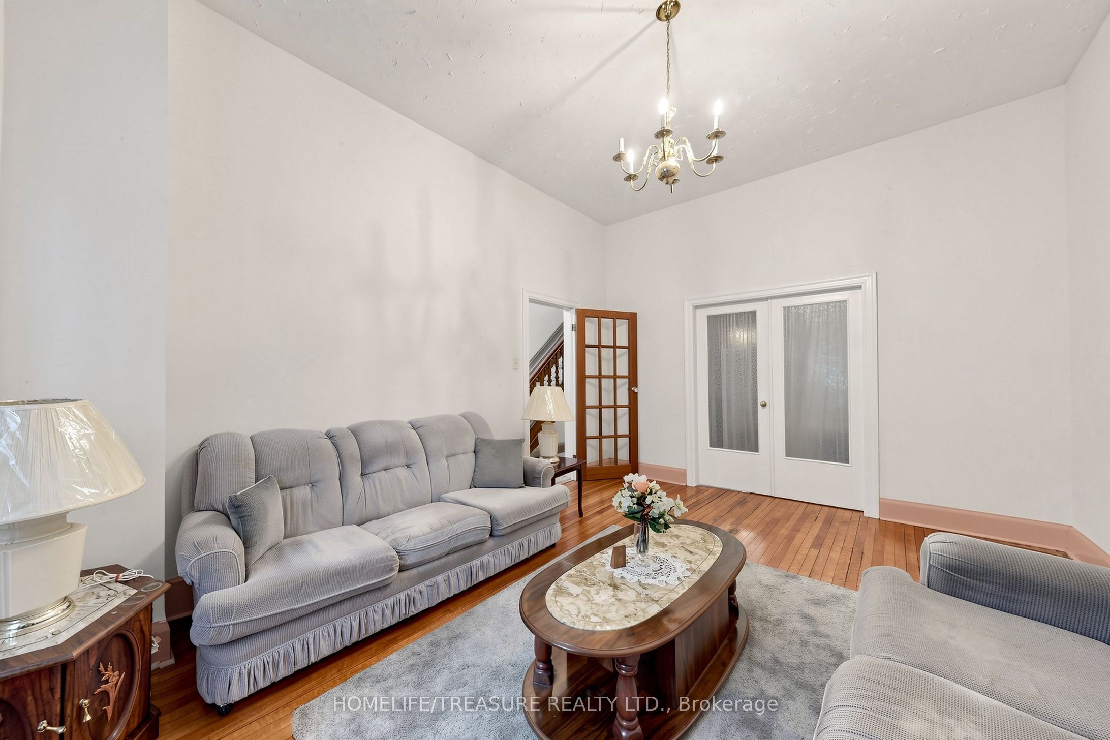 123 Robert Street Property Photo 10