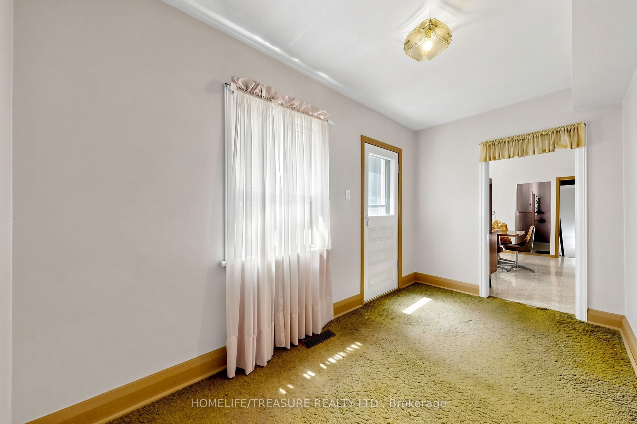 123 Robert Street Property Photo 15