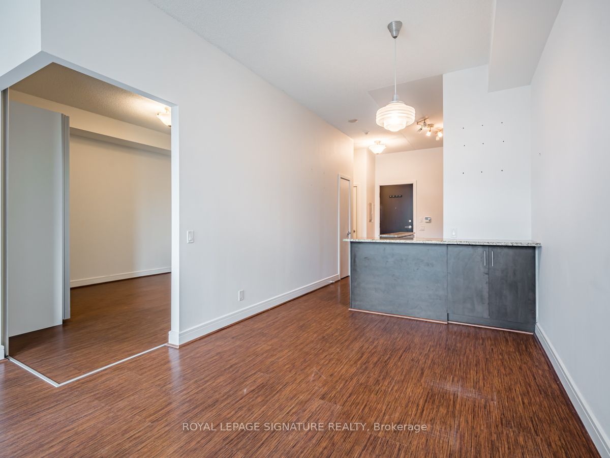 116 George Street N401 Property Photo 8