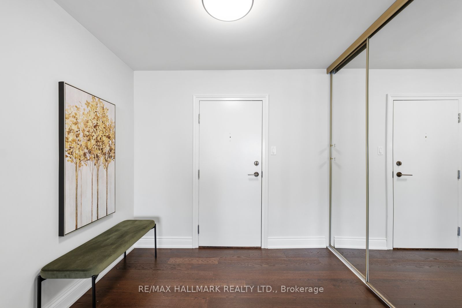 18 Lower Village Gate 108 Property Photo 6