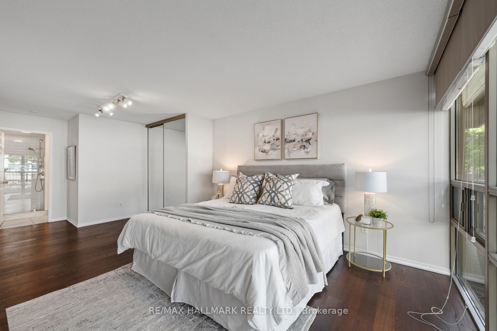 18 Lower Village Gate 108 Property Photo 26