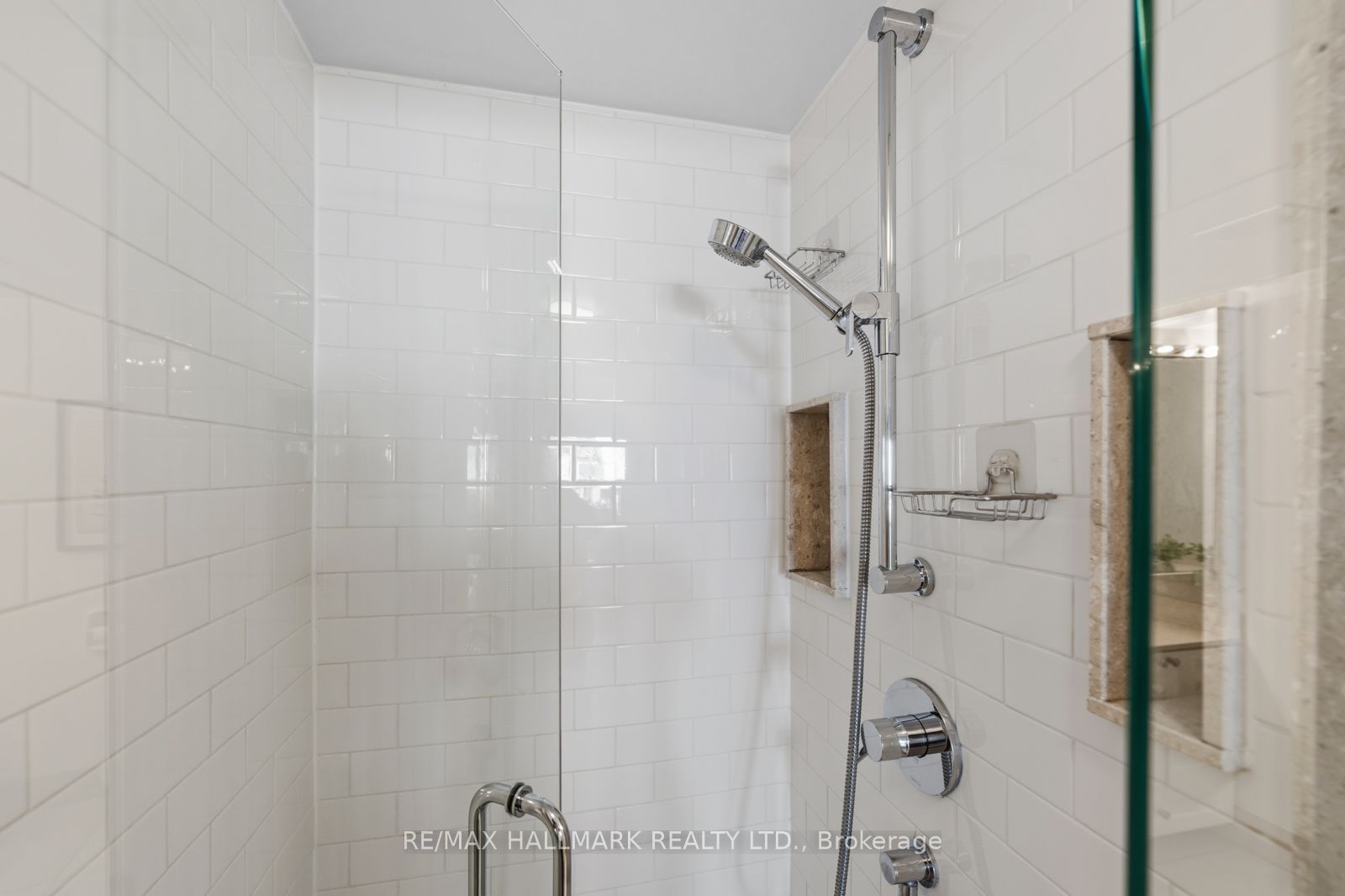 18 Lower Village Gate 108 Property Photo 32