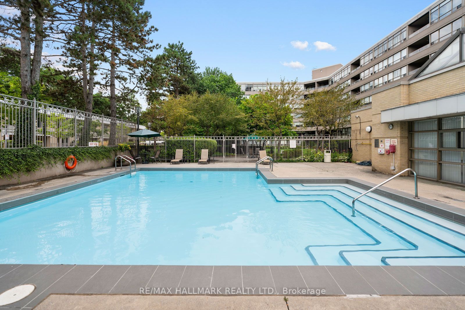 18 Lower Village Gate 108 Property Photo 39