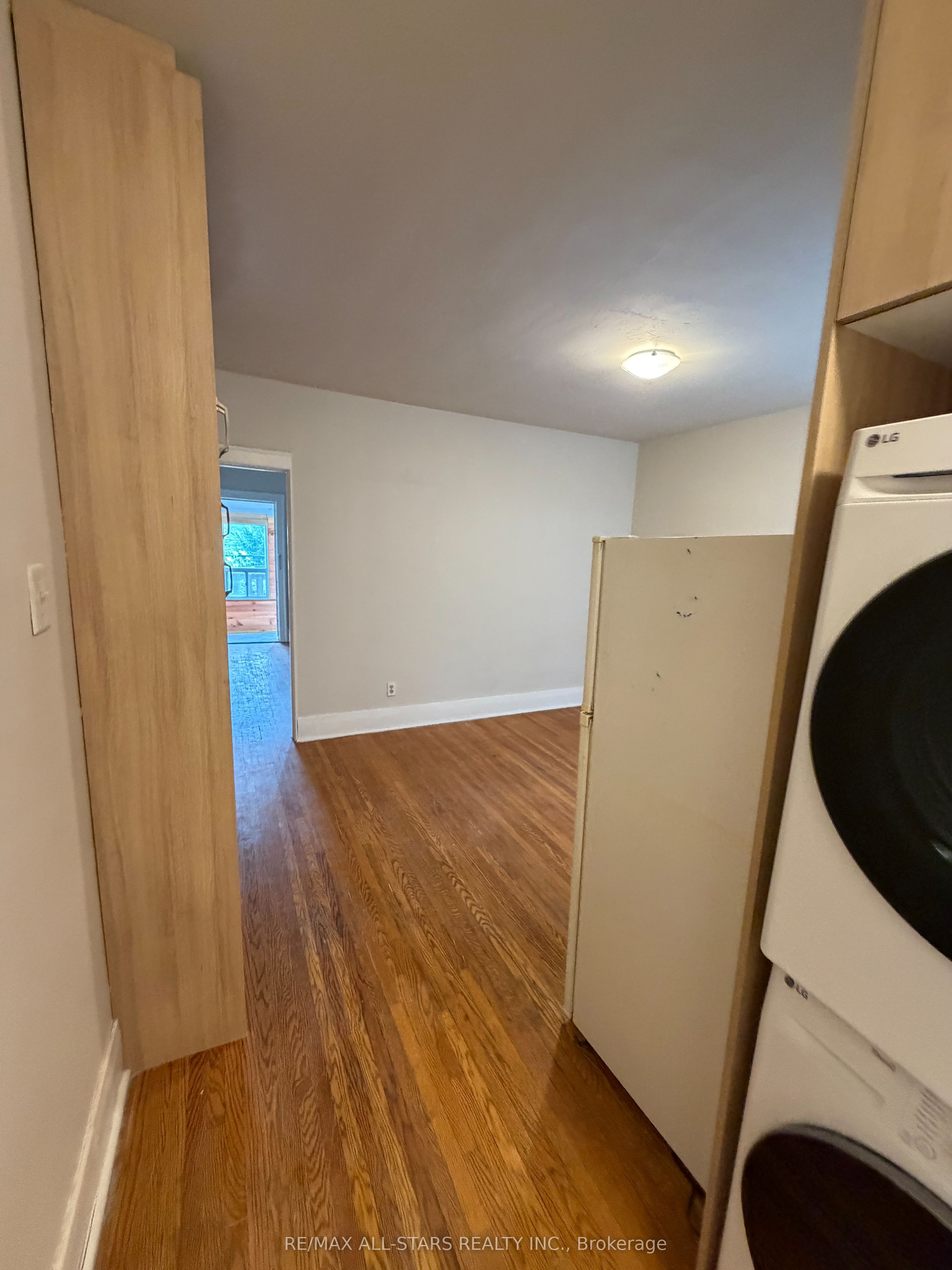 559a Mount Pleasant Road Property Photo 4