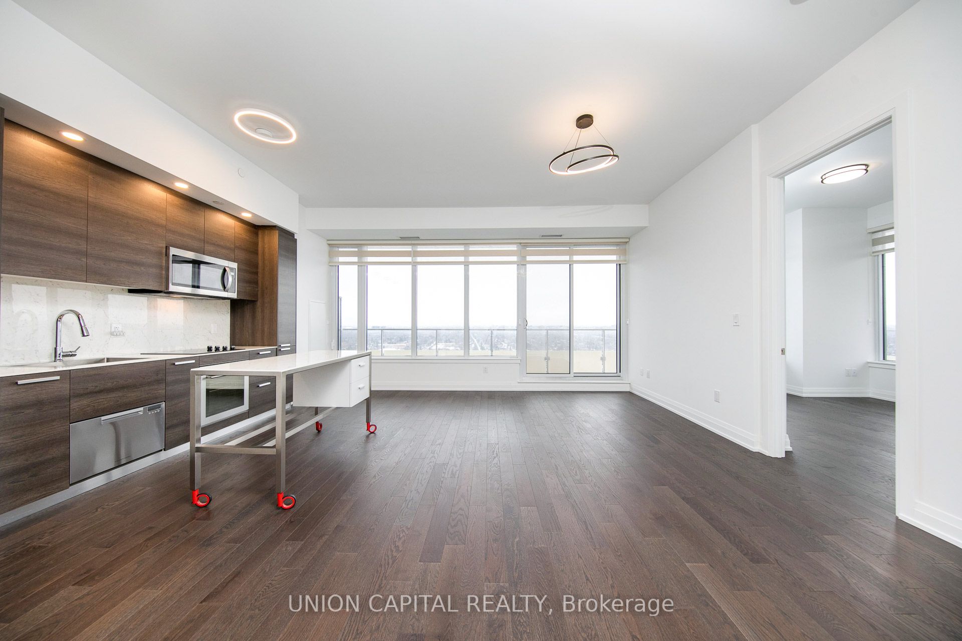75 Canterbury Place Ph206 Property Photo 6