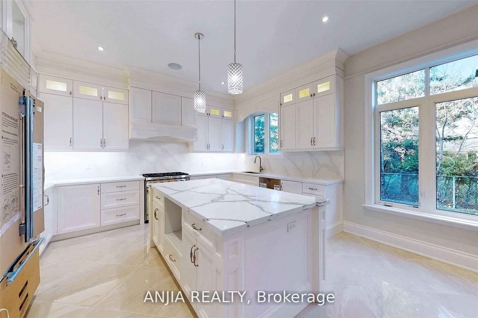 6 Daniel Cozens Court Property Photo 6