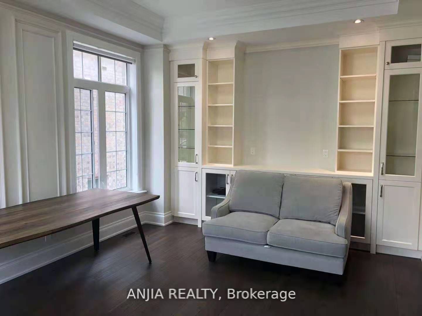 6 Daniel Cozens Court Property Photo 14