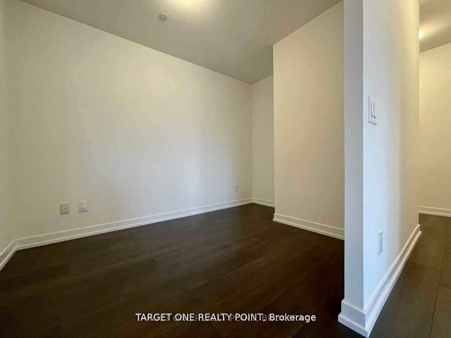 219 Dundas Street E 1603 Property Photo 6