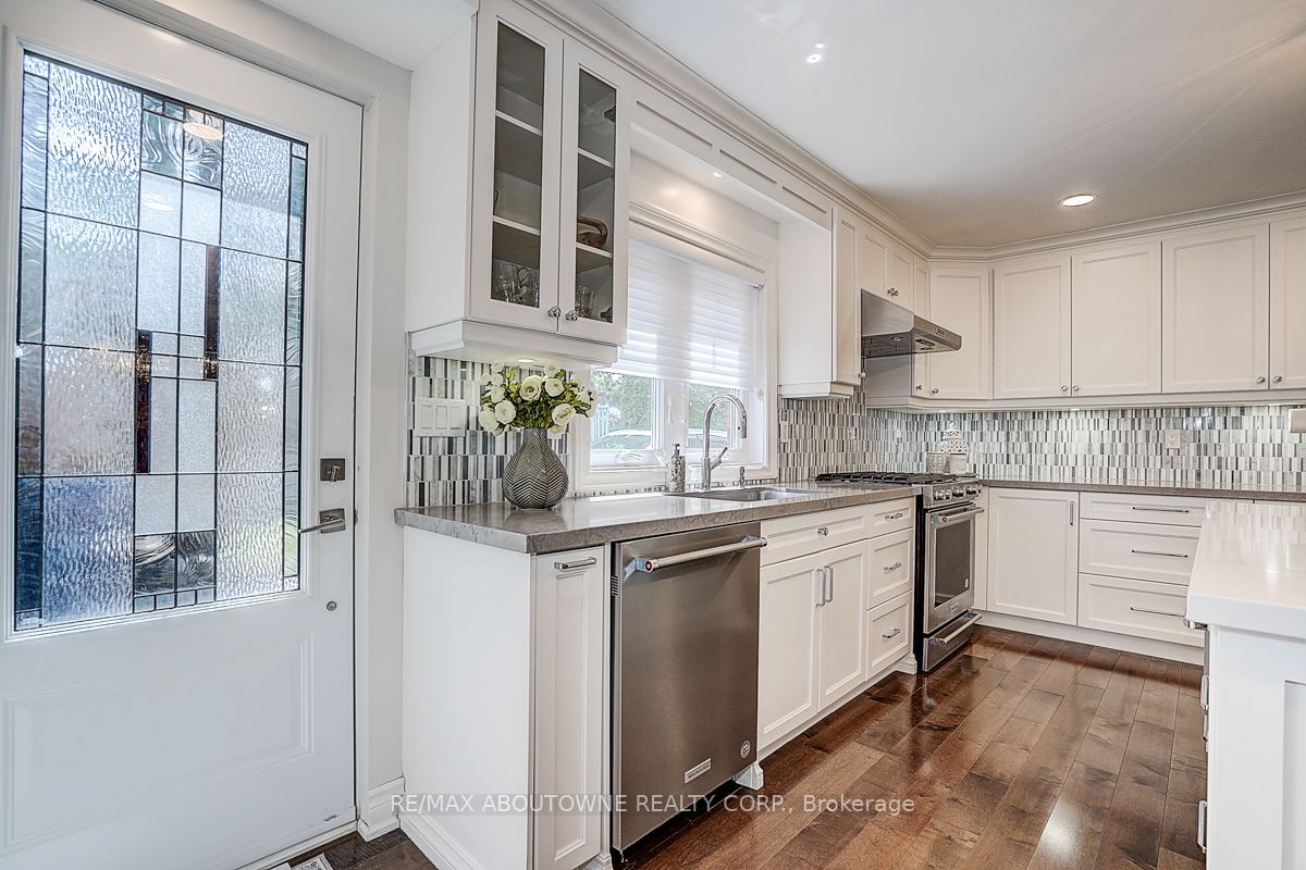 99 Brahms Avenue Property Photo 19