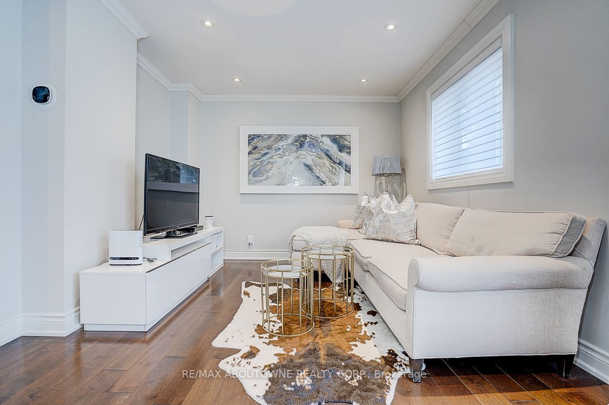 99 Brahms Avenue Property Photo 23