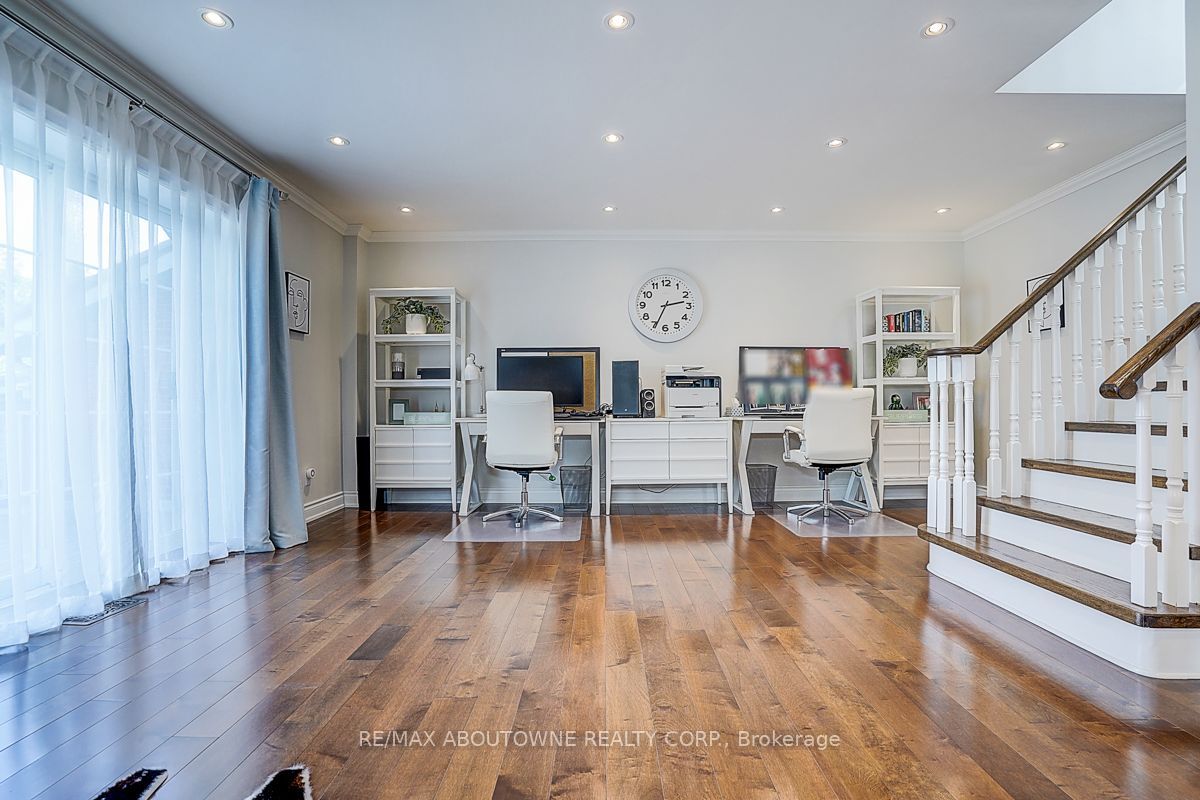 99 Brahms Avenue Property Photo 25