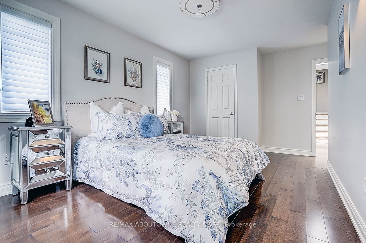 99 Brahms Avenue Property Photo 34