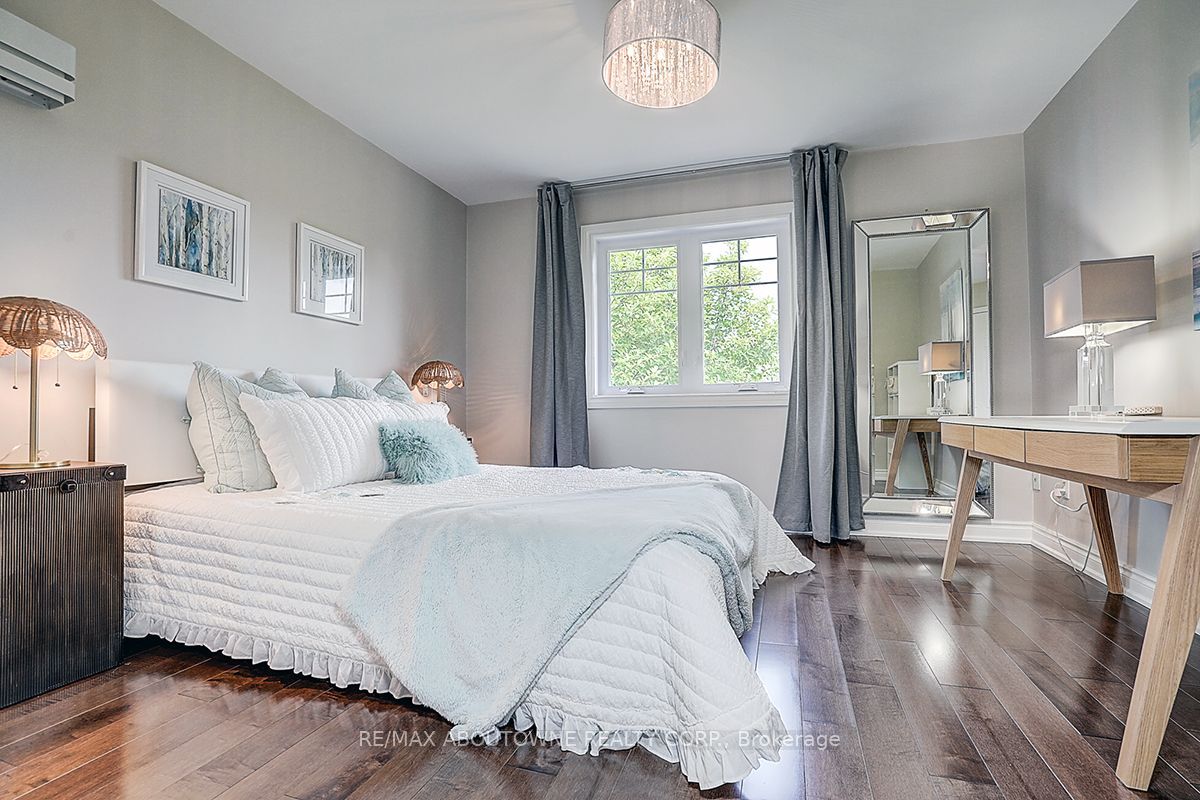 99 Brahms Avenue Property Photo 39
