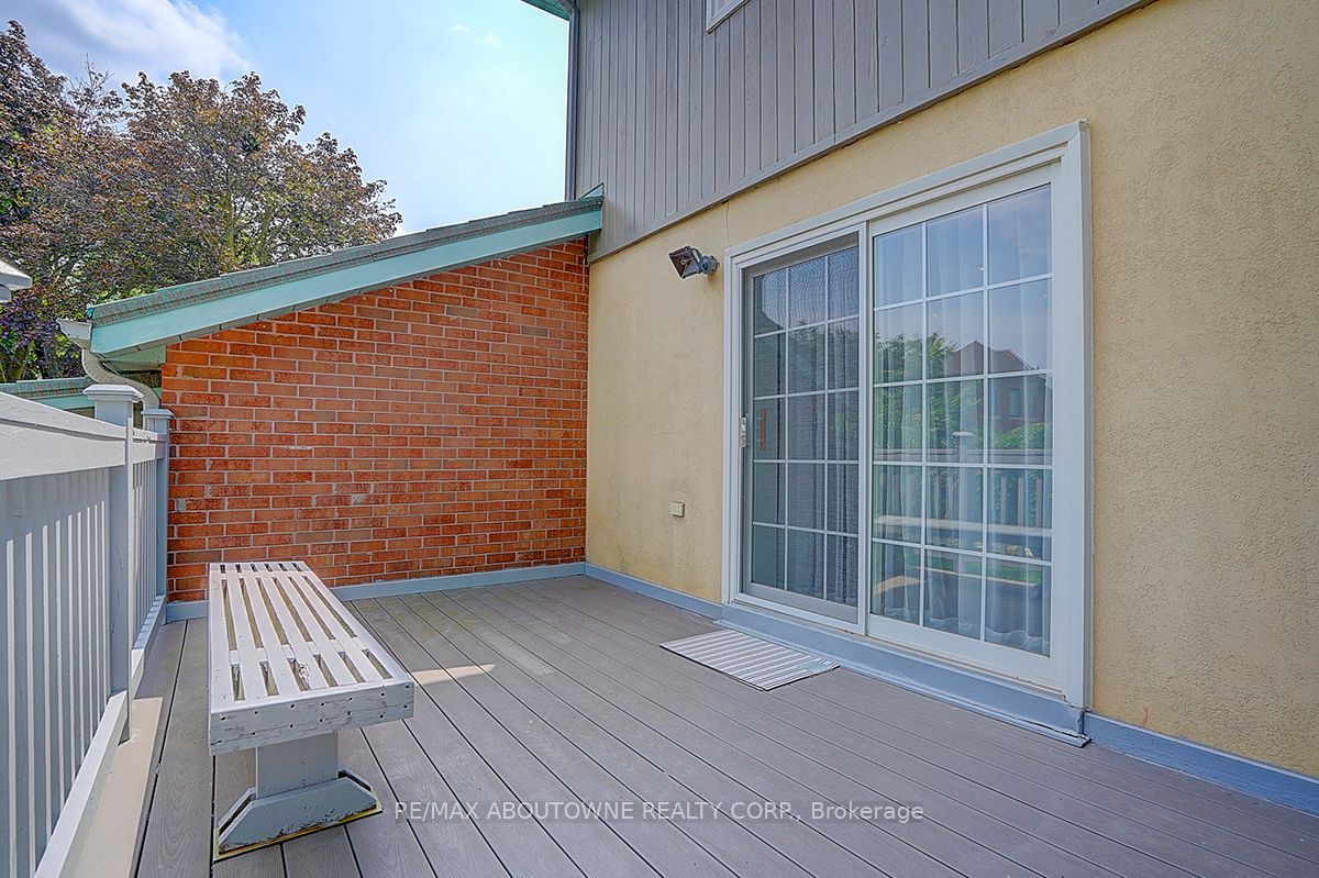99 Brahms Avenue Property Photo 48