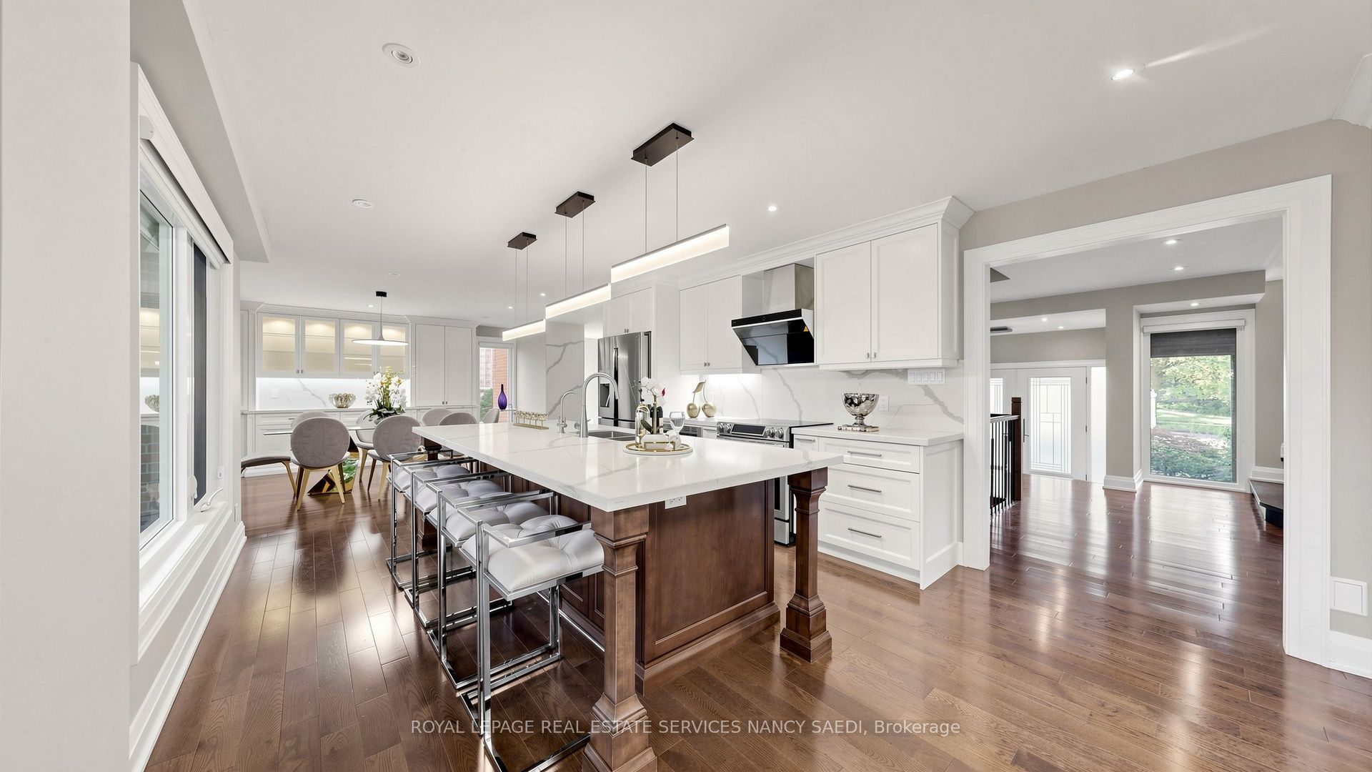 136 Denlow Boulevard Property Photo 15