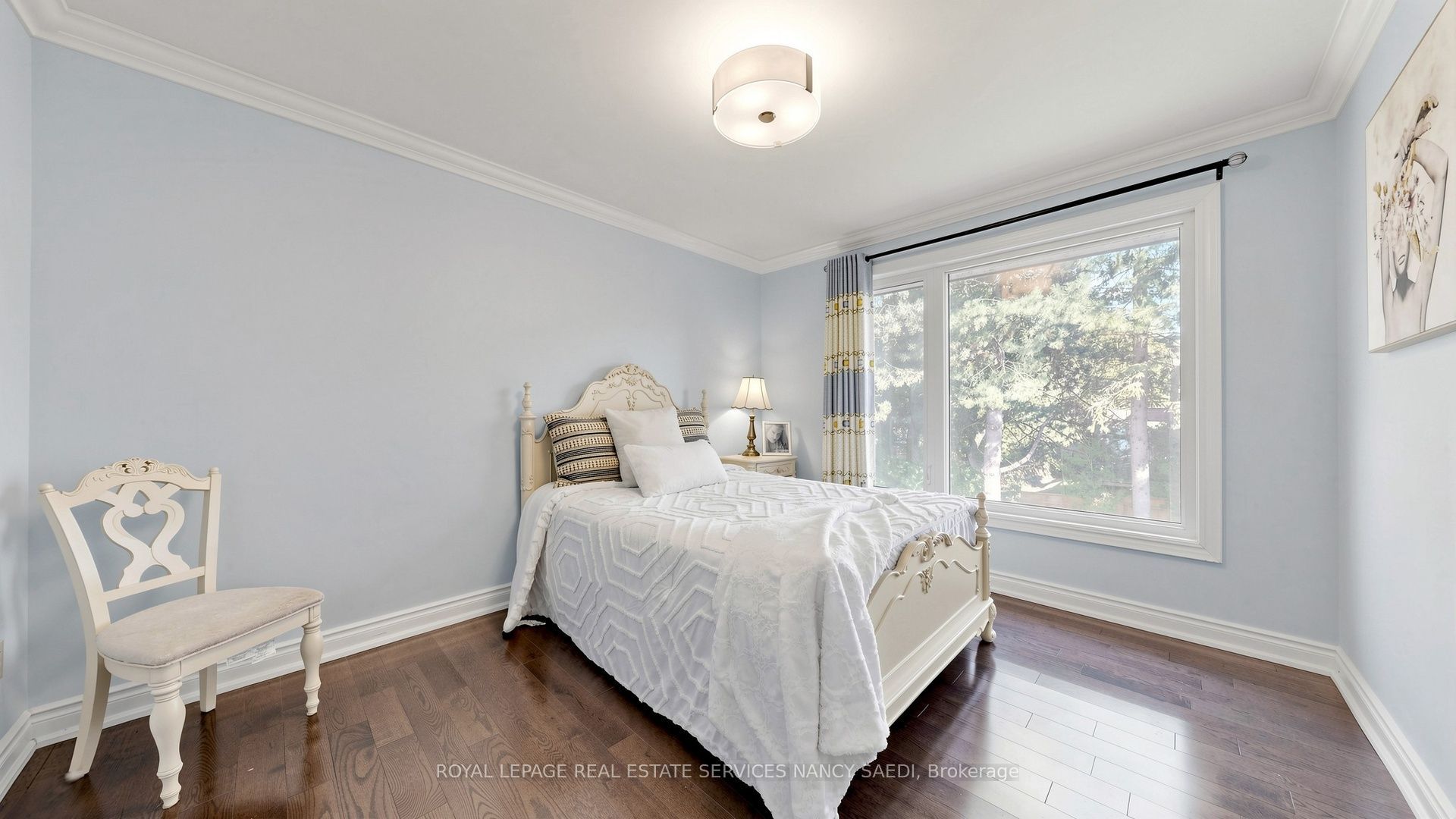 136 Denlow Boulevard Property Photo 39