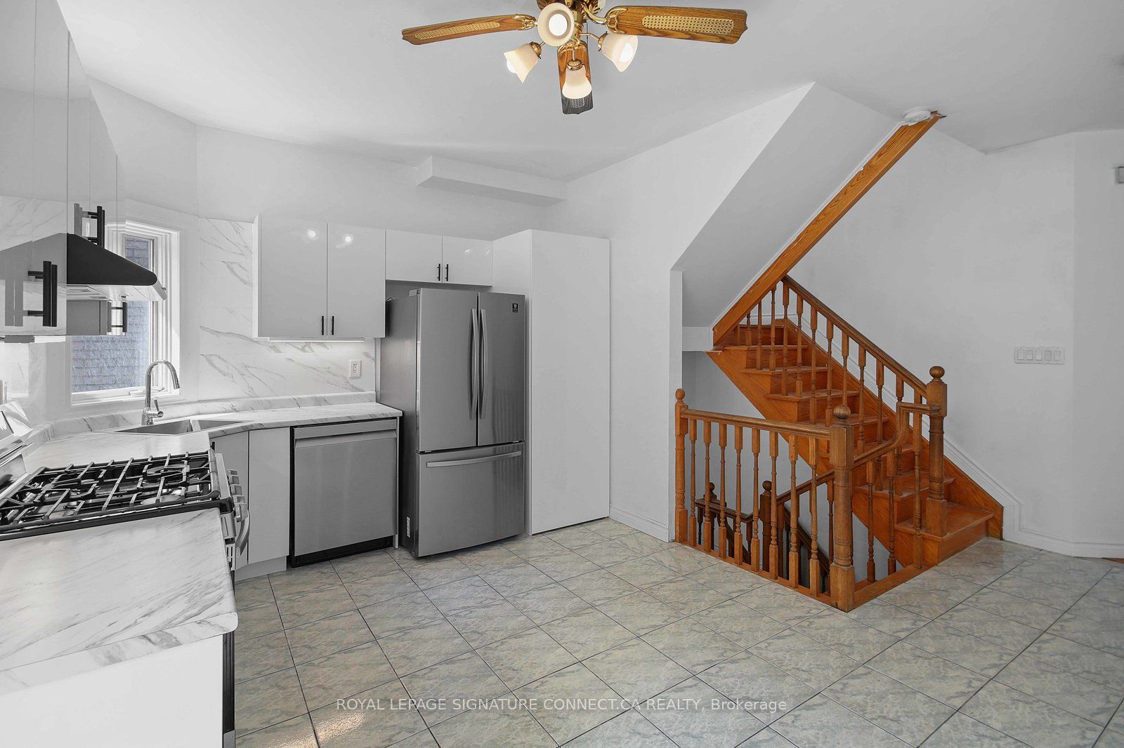 19 Mitchell Avenue Main Property Photo 2