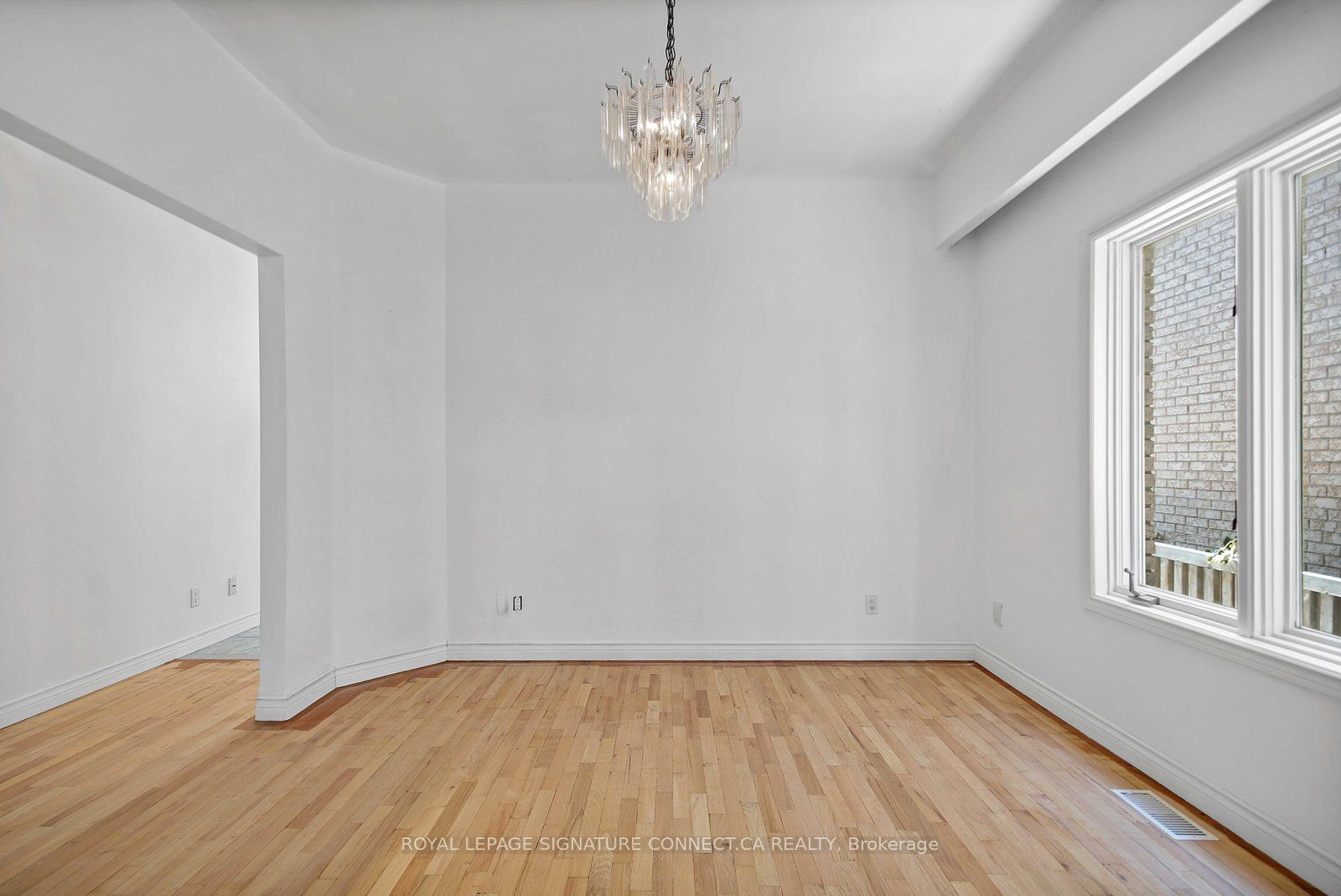 19 Mitchell Avenue Main Property Photo 7