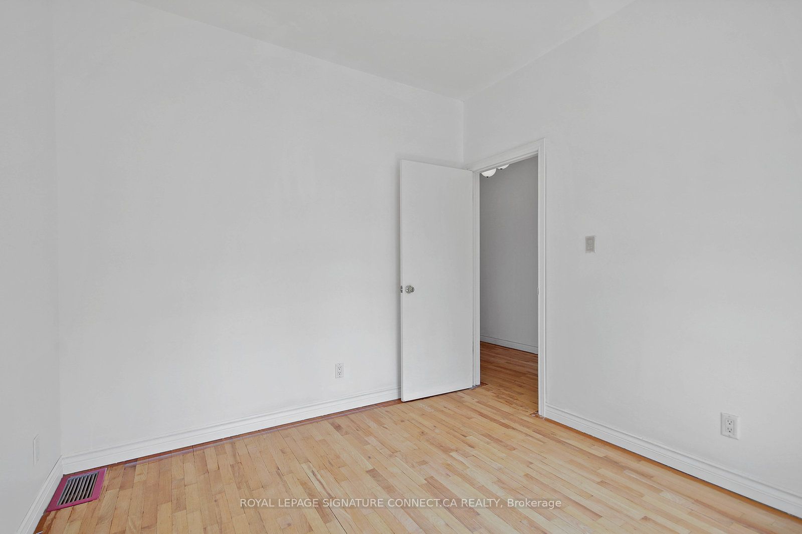 19 Mitchell Avenue Main Property Photo 15