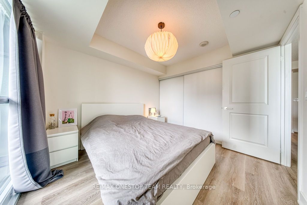 88 Sheppard Avenue E 811 Property Photo 18