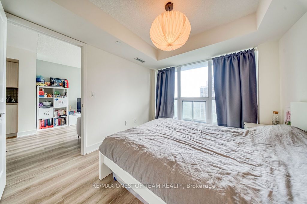 88 Sheppard Avenue E 811 Property Photo 19