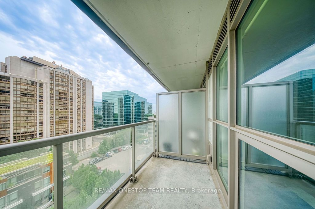 88 Sheppard Avenue E 811 Property Photo 22