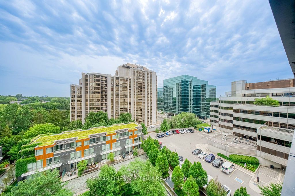 88 Sheppard Avenue E 811 Property Photo 28