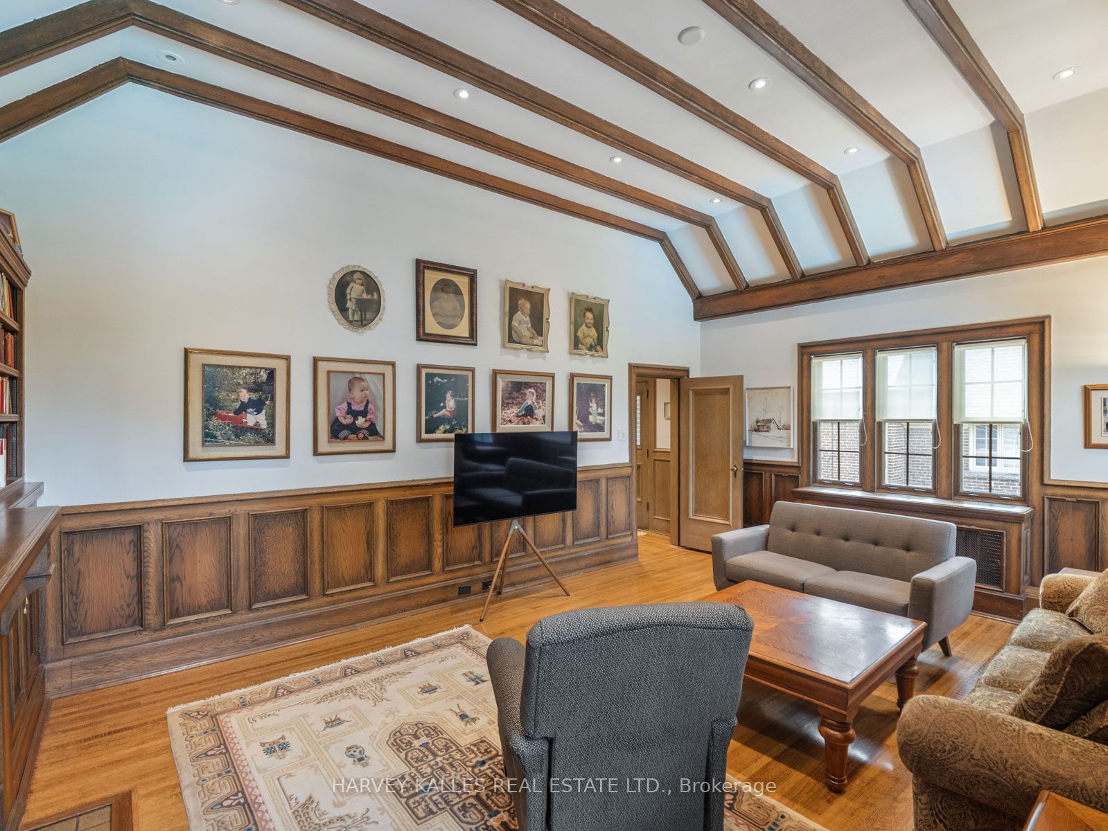 14 Dewbourne Avenue Property Photo 14