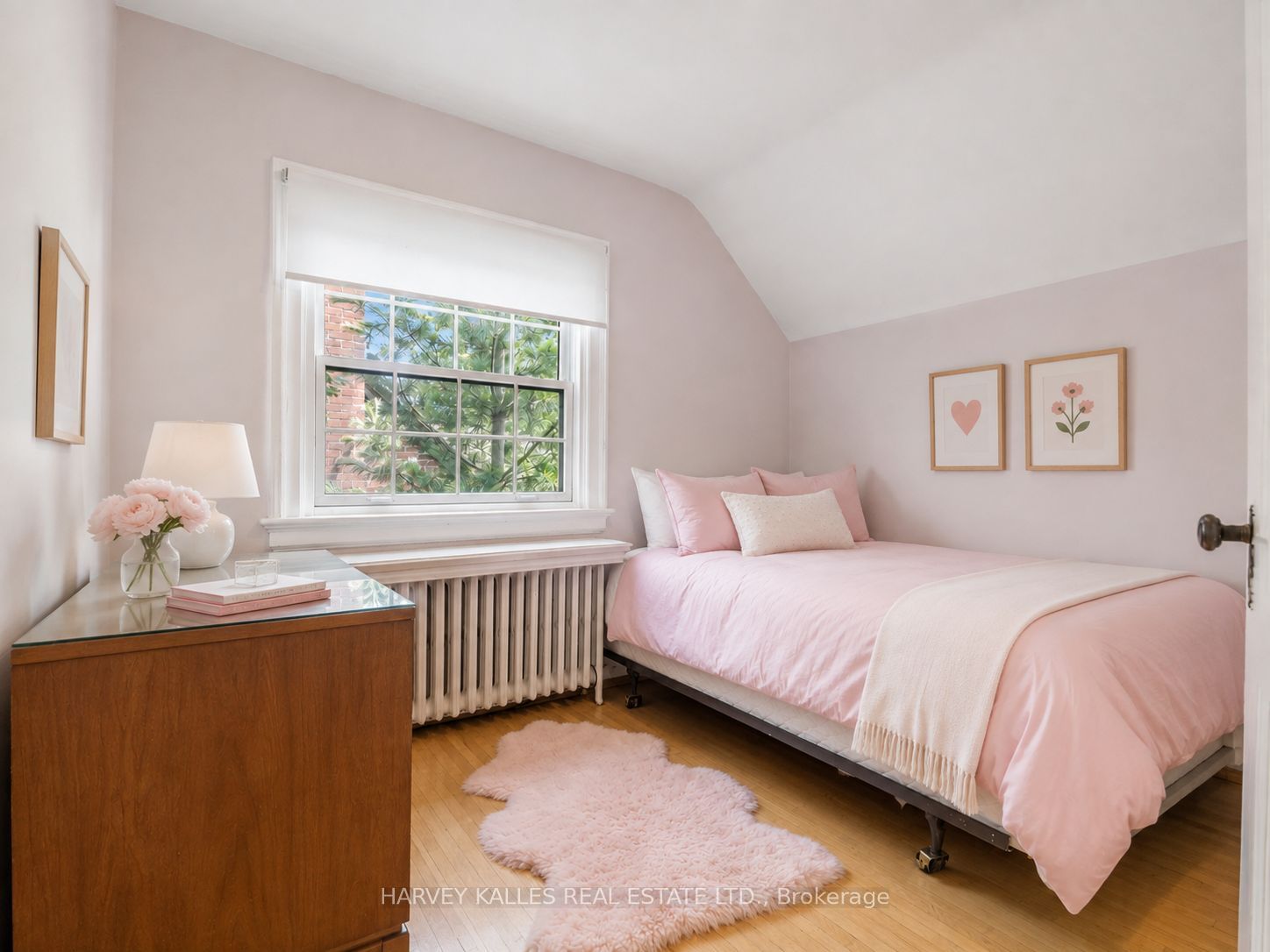 14 Dewbourne Avenue Property Photo 26