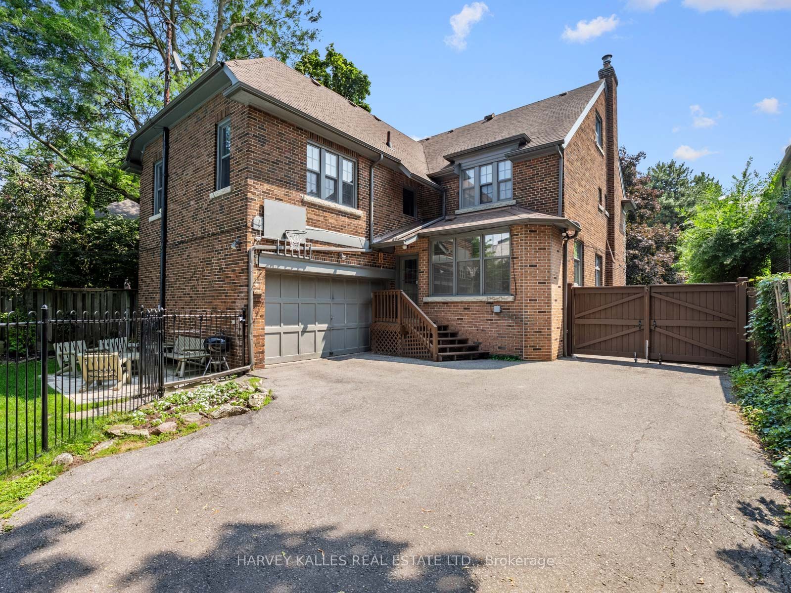 14 Dewbourne Avenue Property Photo 33