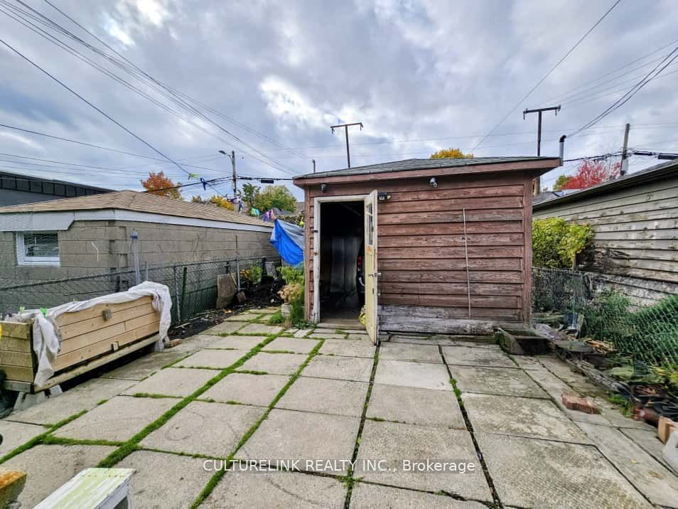52 Palmerston Avenue Property Photo 11